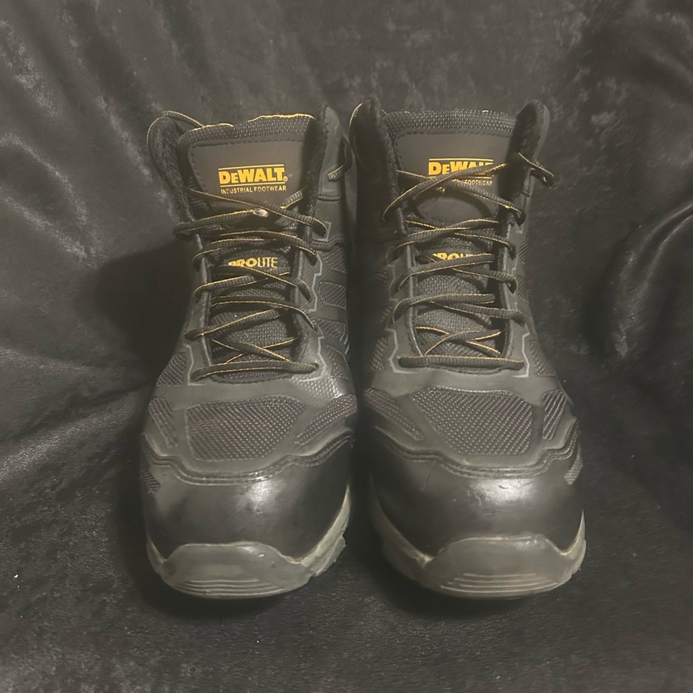 Dewalt Crossfire Men’s Mid Aluminum Safety Toe Mid Work Shoe DWP10006 Sz12W